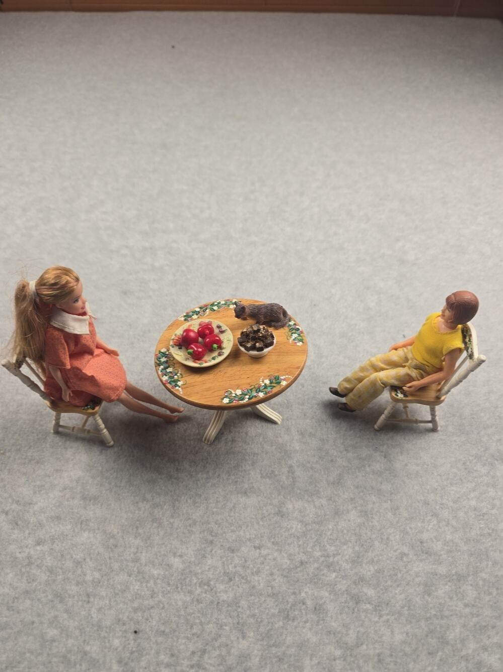 Vintage 1:12 Dollhouse Kitchen Table Chairs Set Hand Painted Floral Dolls Lot